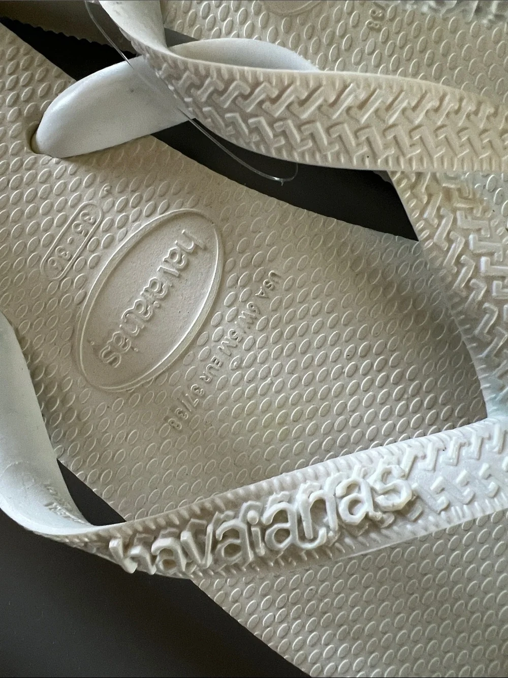 Havaianas Women’s Flip Flops in White Size 6W/5M